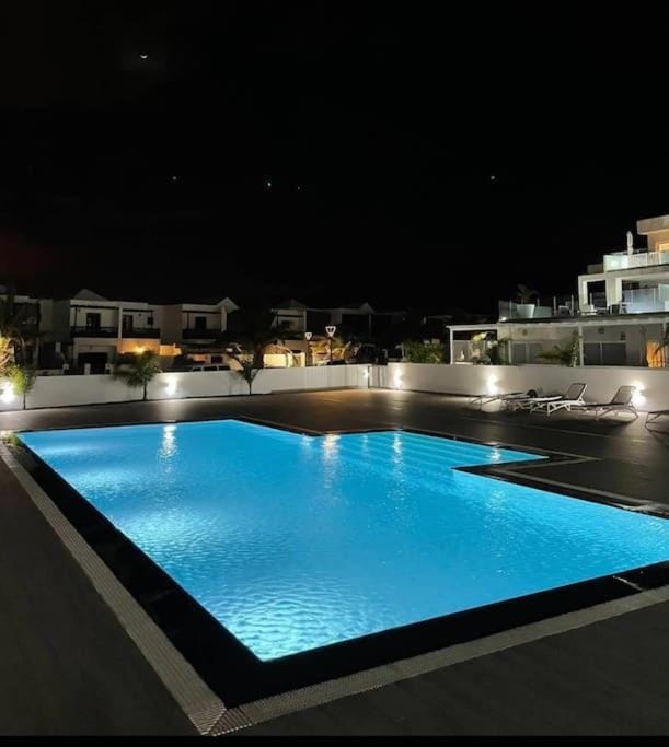 Night, Swimming pool