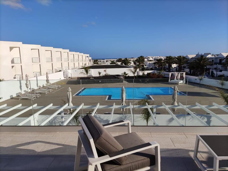 Property building, Garden view, Swimming pool