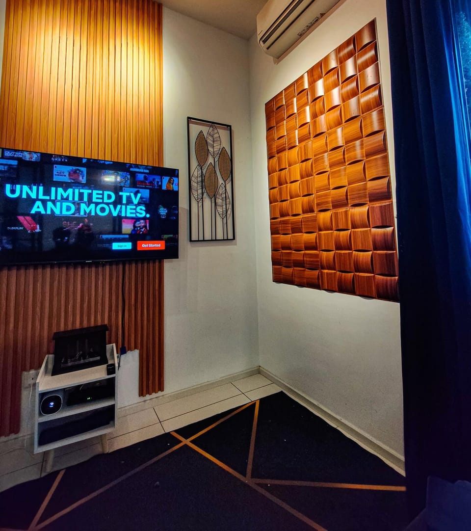 Studio suite nearby Lost World of Tambun Apartment in Perak