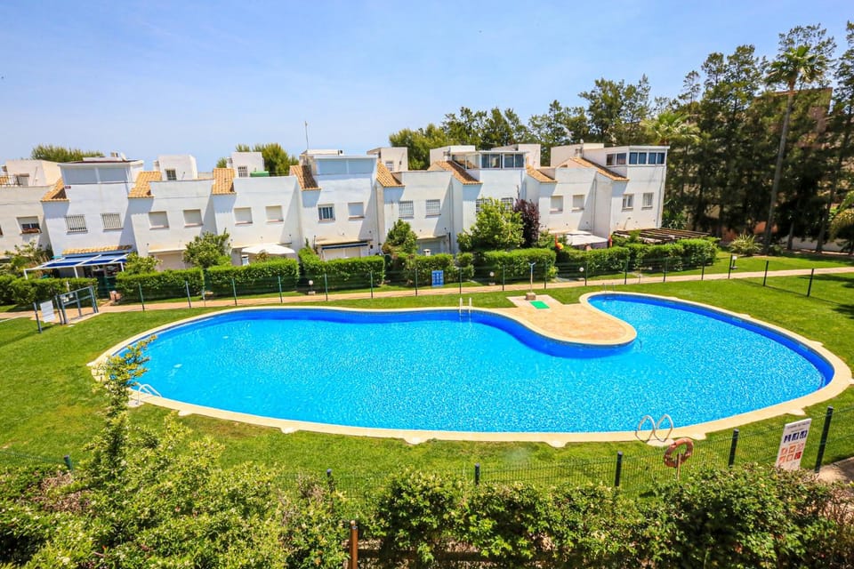 LITORAL COSTA DORADA - LAS CUMBRES Only families House in Salou