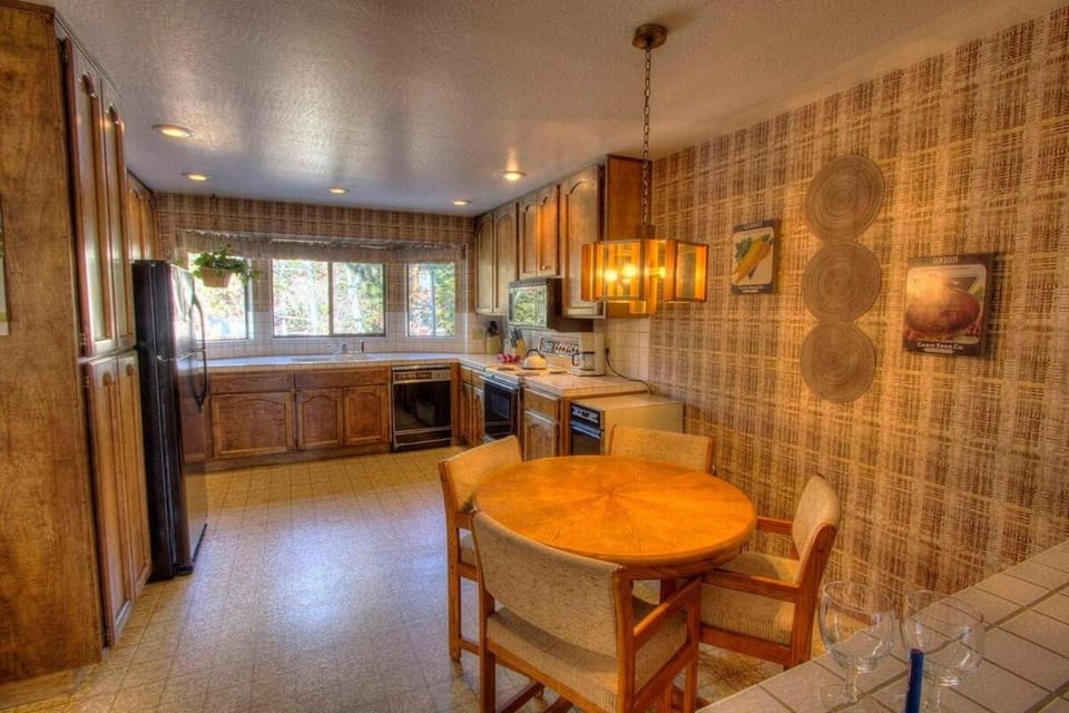 Ski Lake Lodge home Apartment in Incline Village