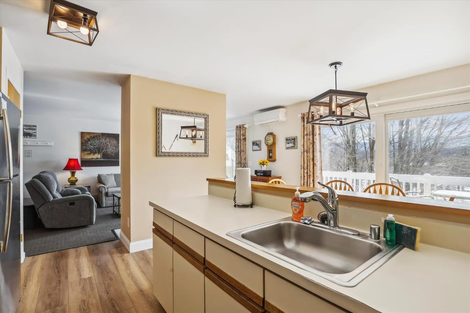 Mountainside Condo J201 House in Stowe