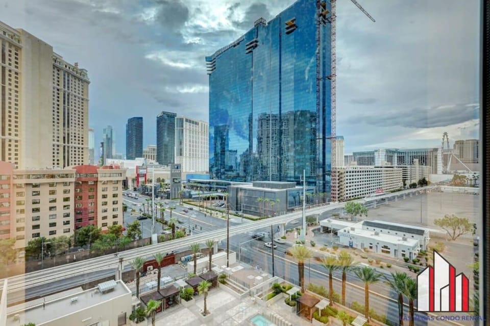 MGM Signature-08-803 F1 Track & Strip View Studio House in Las Vegas Strip