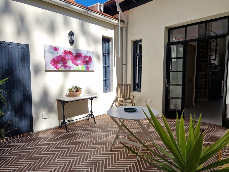 Patio, Balcony/Terrace, Dining area