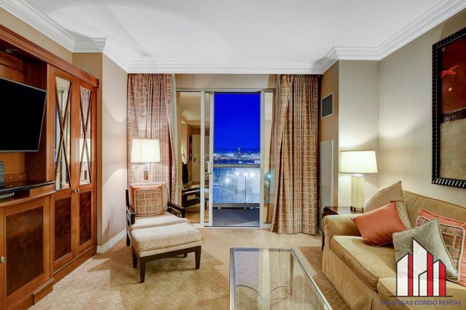 MGM Signature-10-714 1Br Balcony Suite Accessible House in Las Vegas Strip