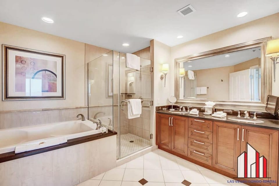 MGM Signature-11-604 Jacuzzi Studio House in Las Vegas Strip