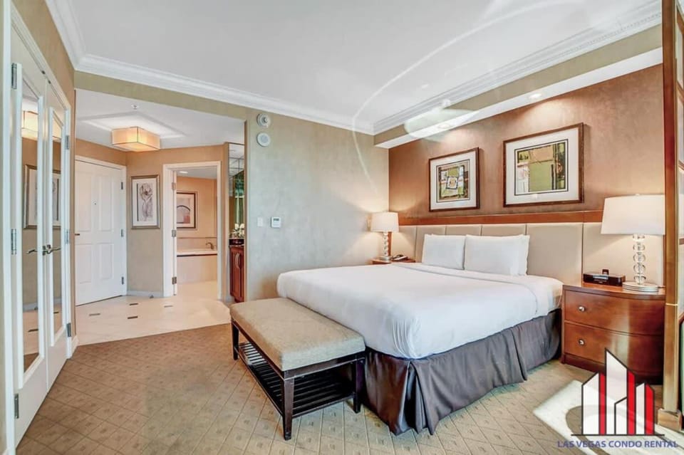 MGM Signature-11-604 Jacuzzi Studio House in Las Vegas Strip