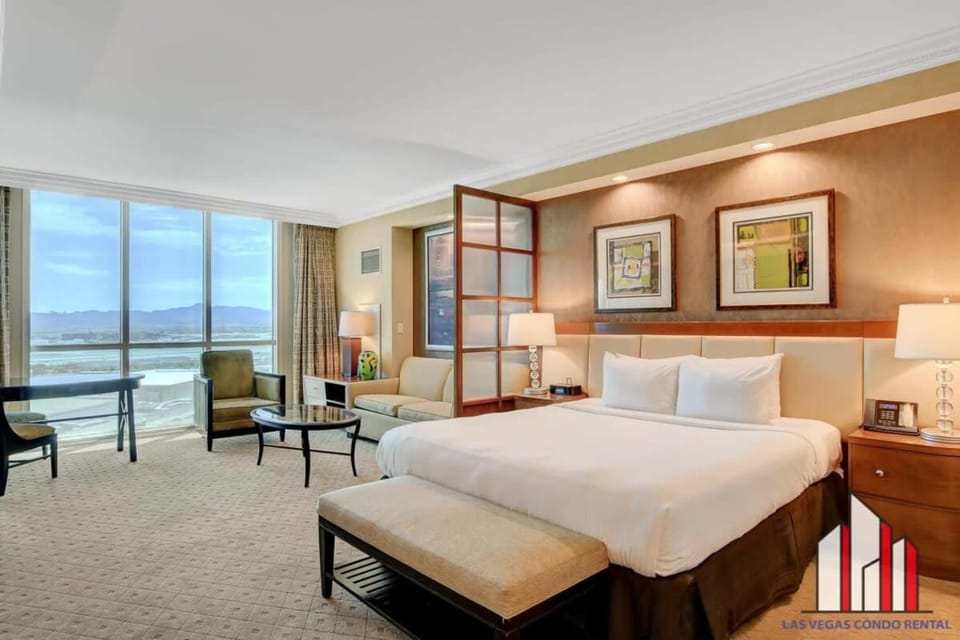 MGM Signature-17-606 Jacuzzi Studio House in Las Vegas Strip