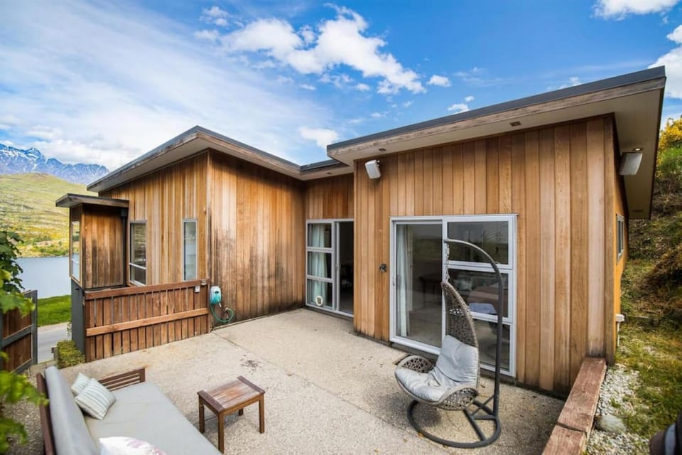 Patio, Balcony/Terrace, Seating area