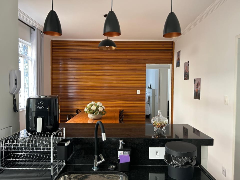 Kitchen or kitchenette, Seating area, Dining area