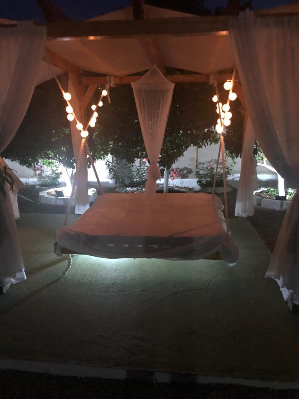 Patio, Night