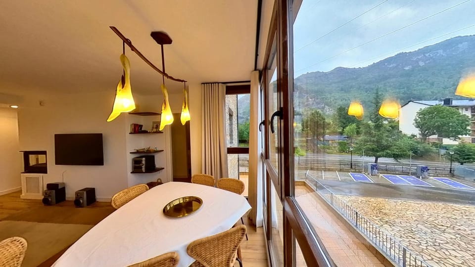 Hadar Deluxe - tucasaenlospirineos Apartment in Aragon