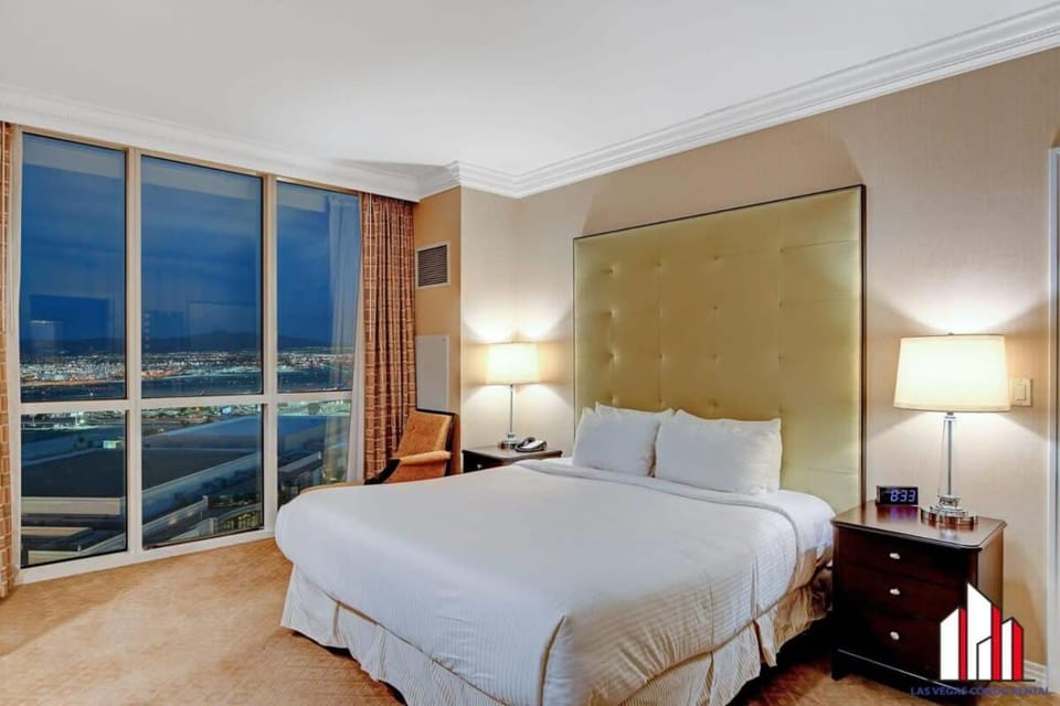 MGM Signature-20-620 1Br 2Ba Balcony Suite House in Las Vegas Strip