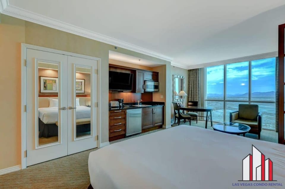 MGM Signature-28-618 Jacuzzi Studio House in Las Vegas Strip