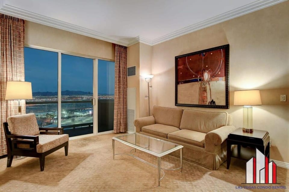 MGM Signature-29-602 1Br 2Ba Balcony Jacuzzi Suite House in Las Vegas Strip