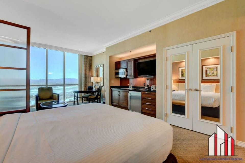 MGM Signature-29-604 Jacuzzi Studio House in Las Vegas Strip