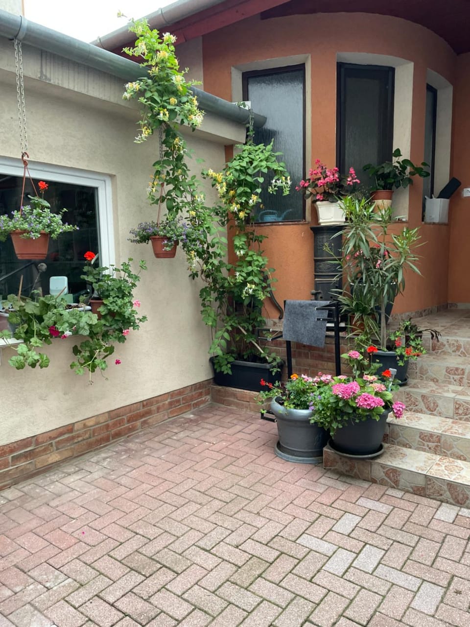 Garzon Apartment in Hungary