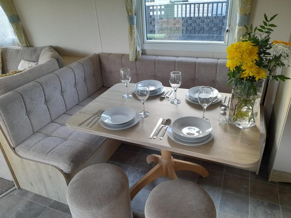 Triest Campground/ 
RV Resort in Northampton