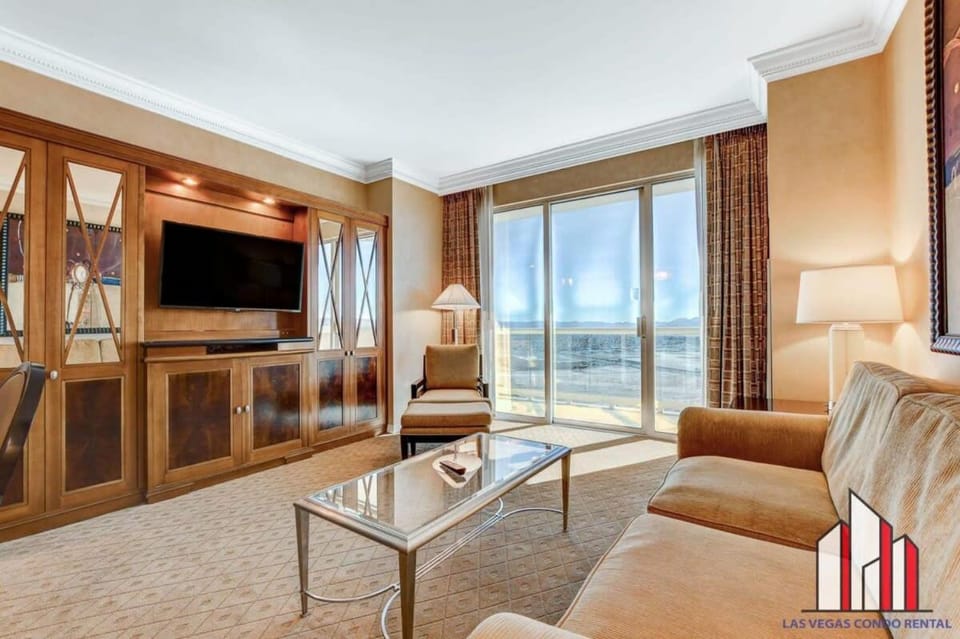 MGM Signature-28-602 1Br 2Ba Balcony Jacuzzi Suite House in Las Vegas Strip
