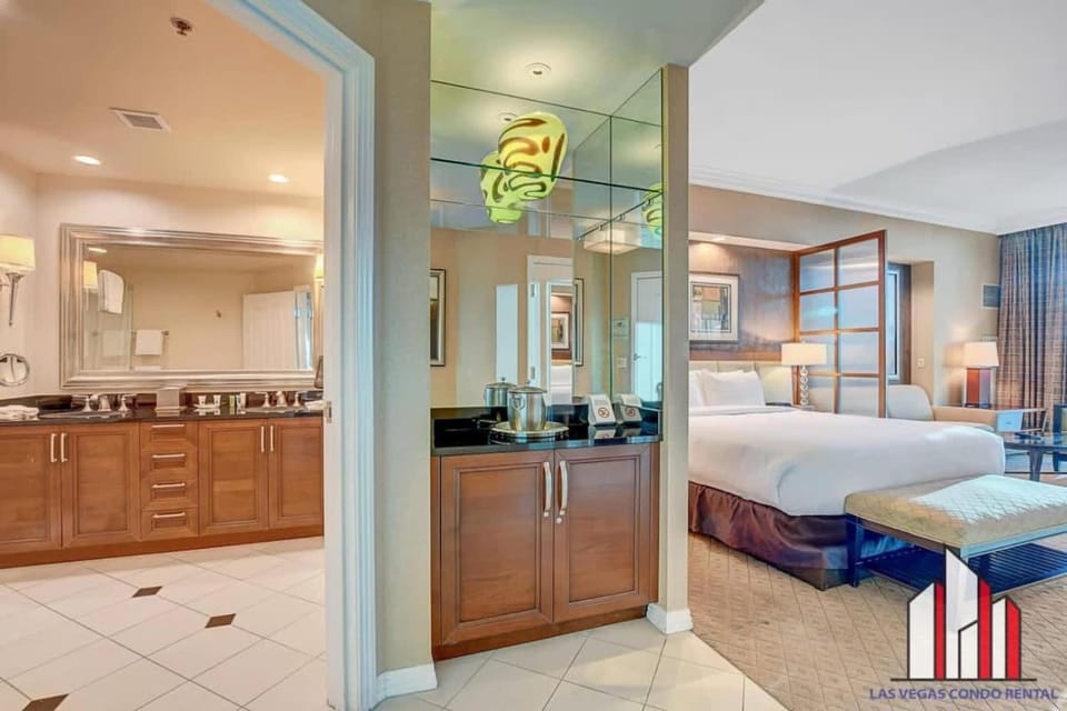 MGM Signature-34-803 F1 Track & Strip View Studio House in Las Vegas Strip