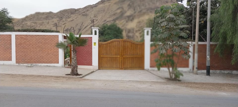 Las buganvilias House in Lurin