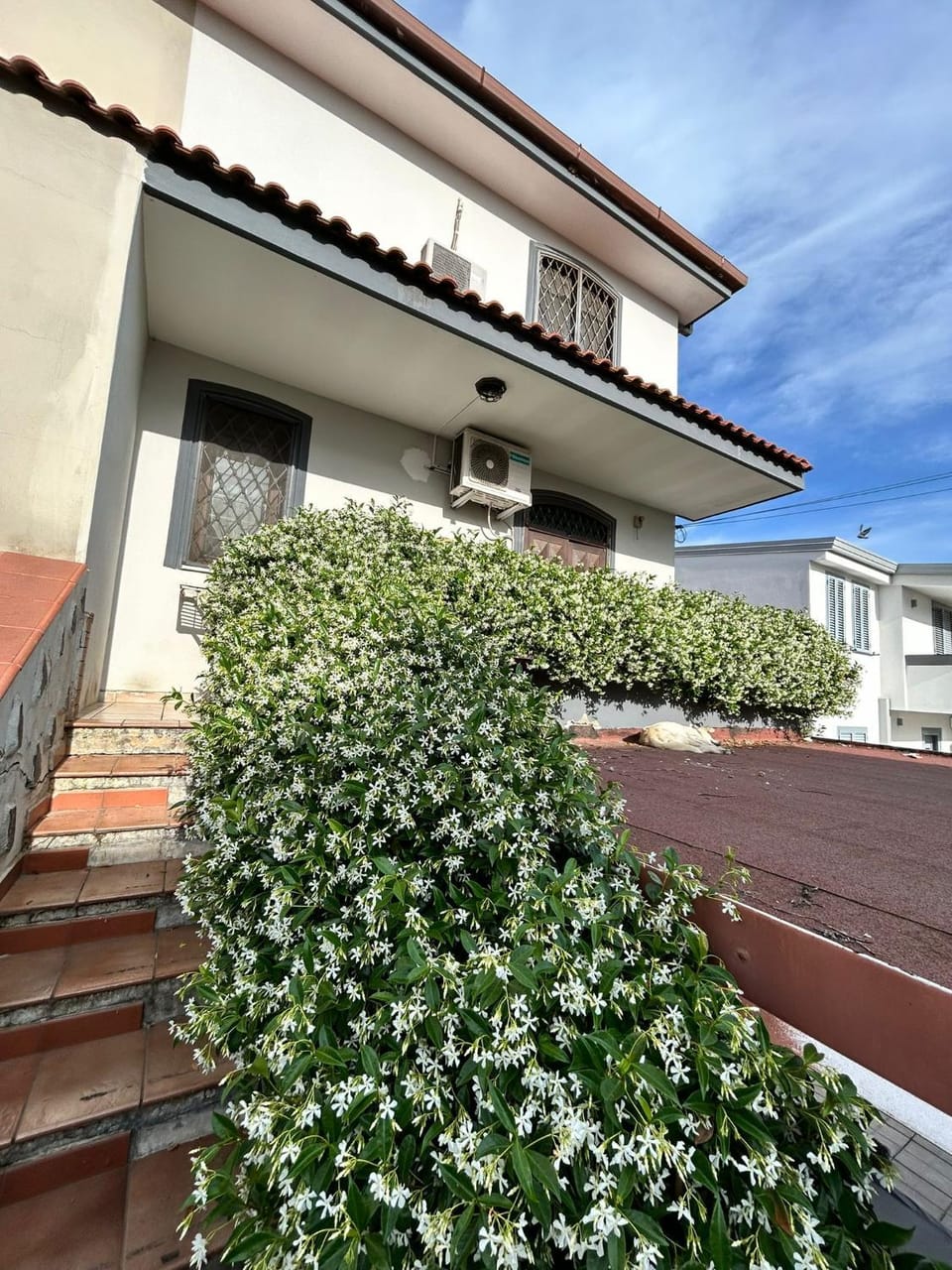Property building, Spring, View (from property/room), Balcony/Terrace