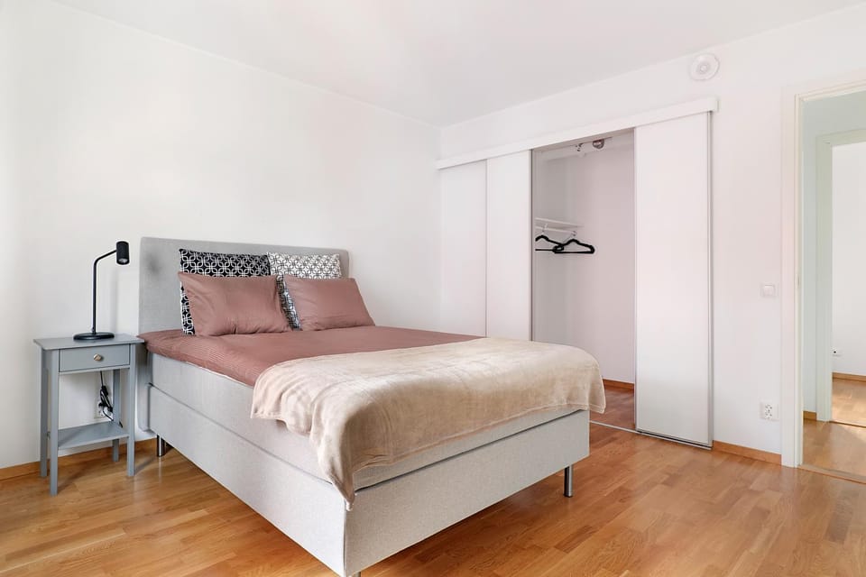 Bed, Bedroom, wardrobe