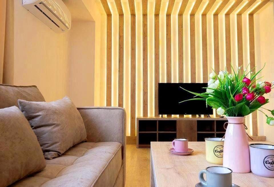 Stylish 2Bedroom + 2 Batroom Apartment , Amazing Location, City Center, by Opera Apartment in Yerevan
