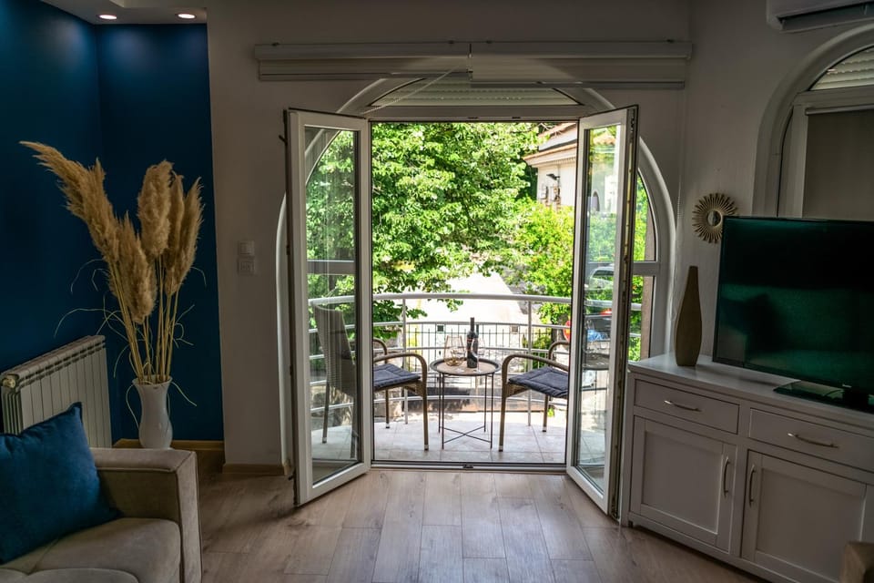 View (from property/room), Balcony/Terrace