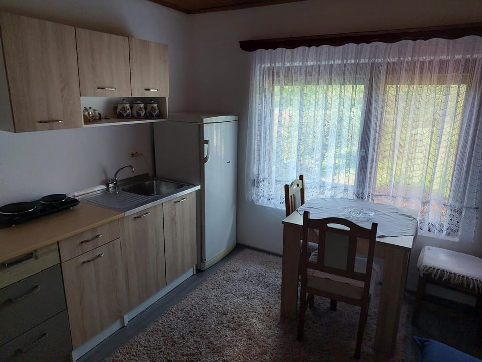 Kitchen or kitchenette, stove