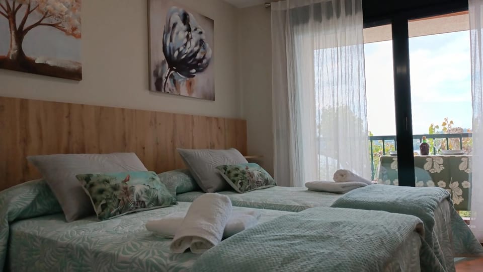 SALSEIRAZO - PLAYA A RIBEIRA MIÑO Apartment in O Eume