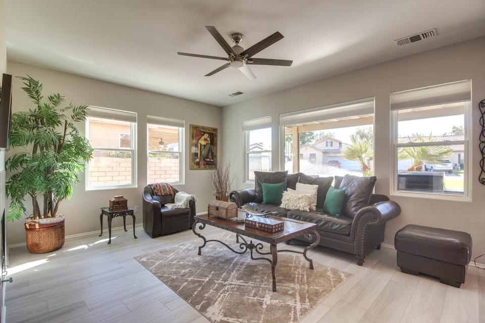 2 Mi to Coachella: Indio Home w/ Outdoor Oasis House in Indio