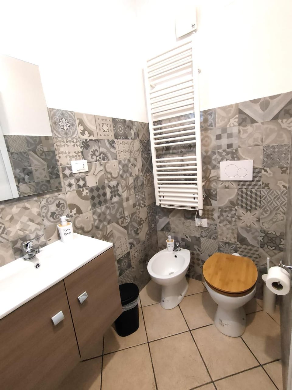 Casa Viola a 900 mt dalla Staz. Centrale Bed and Breakfast in Pescara