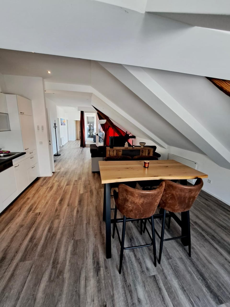 TV and multimedia, Living room, Dining area, Food, Food, kitchen, kitchen