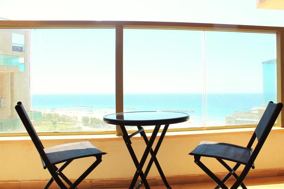 View (from property/room), Balcony/Terrace, Sea view