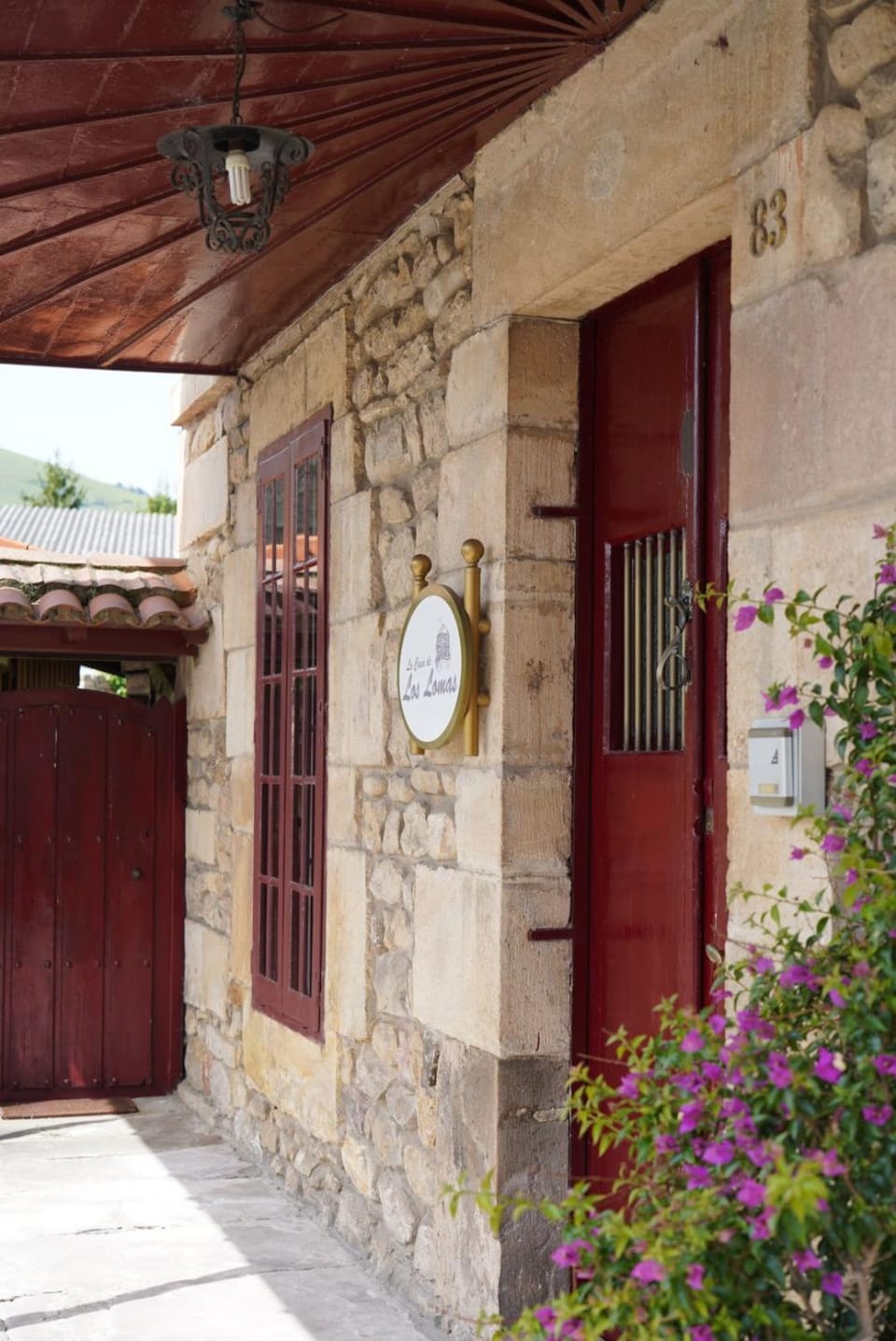 Property building, Facade/entrance