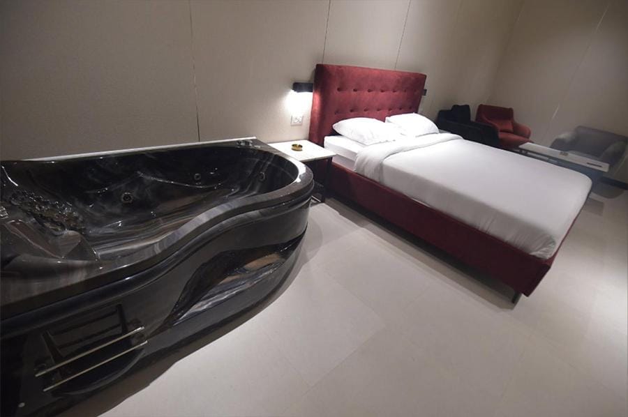 מלון הברון Love hotel in Tel Aviv District