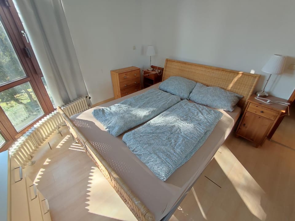 Nature View mit Balkon, indoor Pool, Küche Tiefgarage auf Anfrage Apartment in Wiesbaden