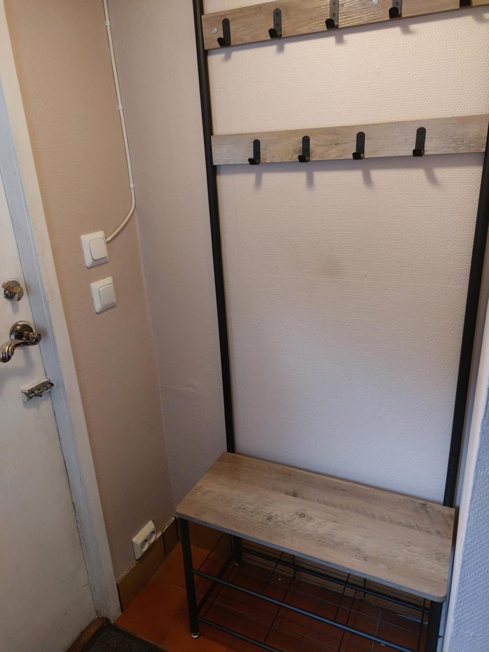 Facade/entrance, storage