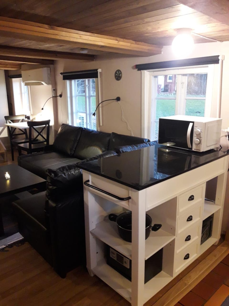 Living room, microwave
