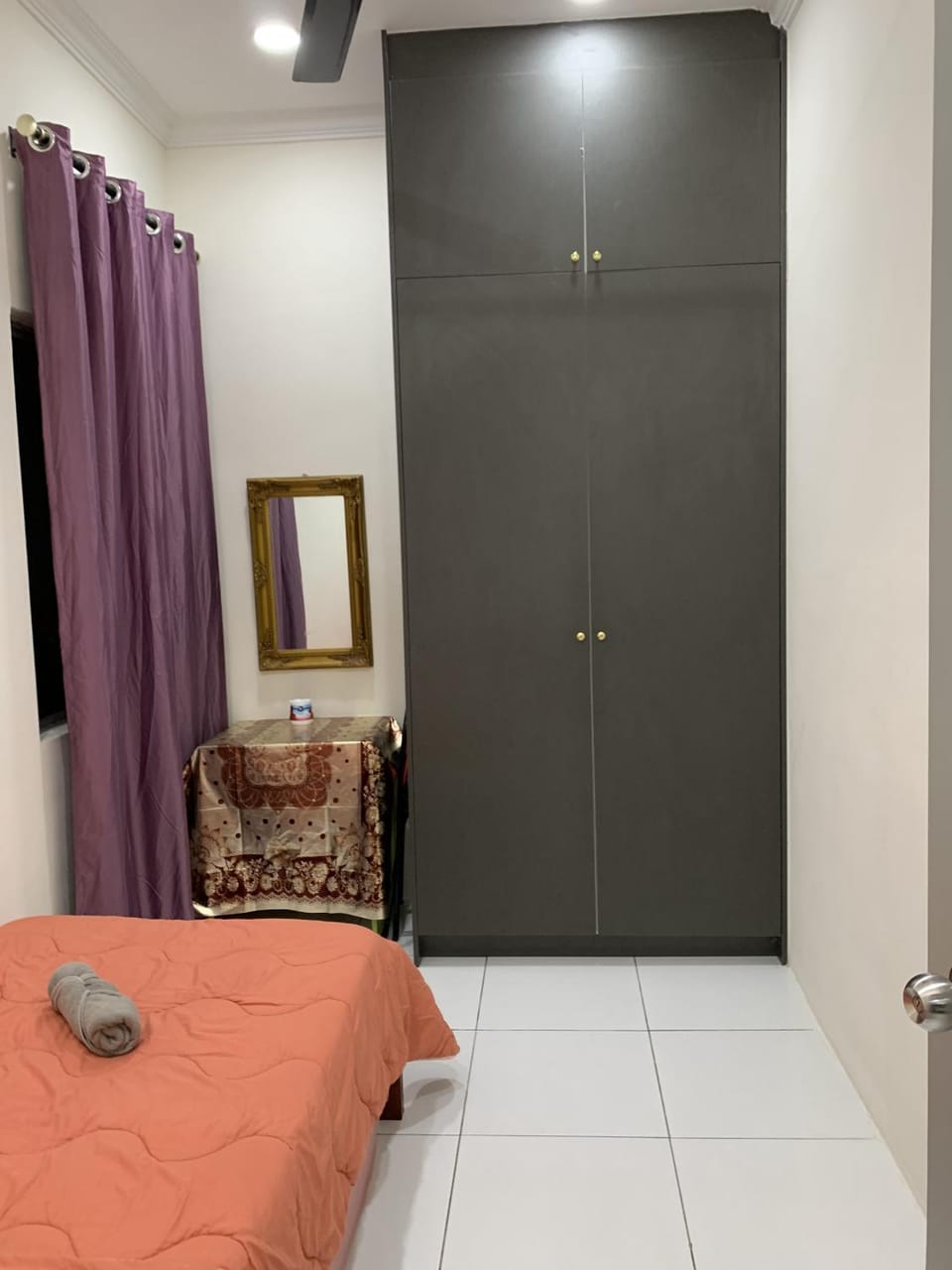 Bedroom, wardrobe