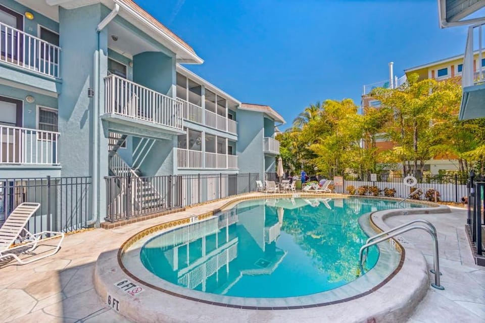 Wave n' Sea House in Bradenton Beach