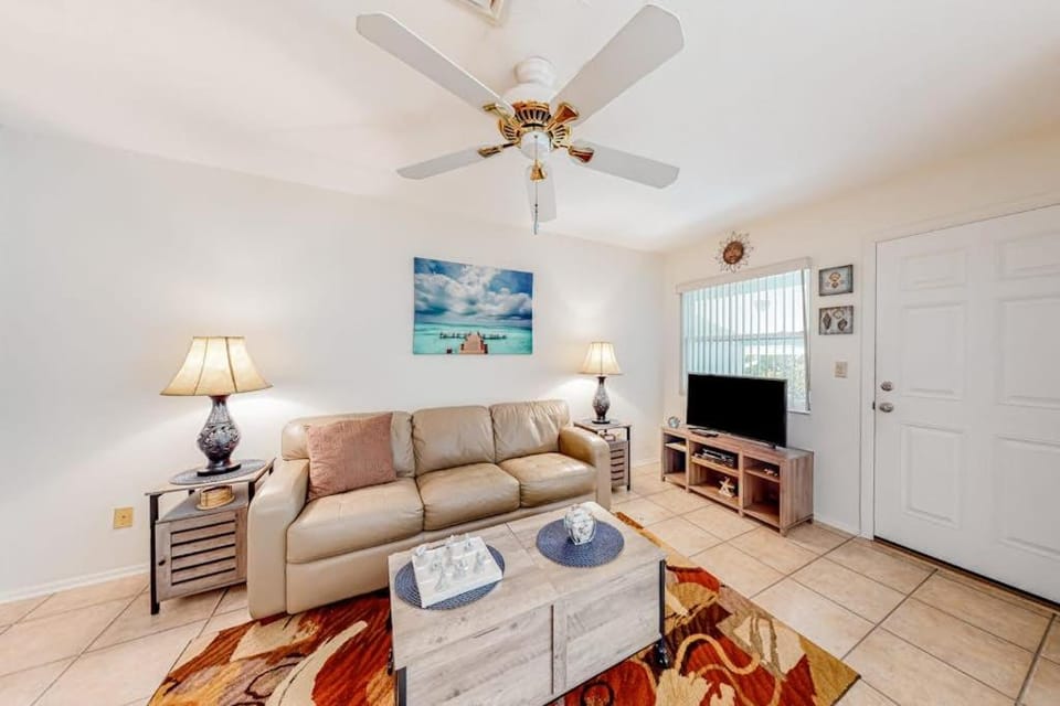 Wave n' Sea House in Bradenton Beach