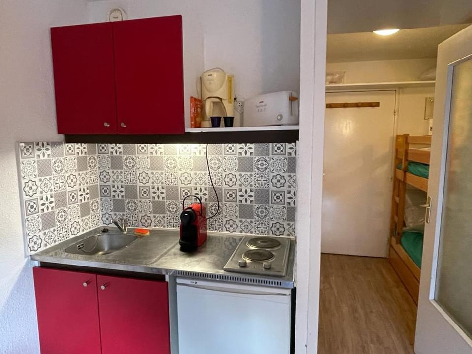 Studio rénové avec balcon, proche télécabine, 4 pers - FR-1-165A-177 Cabin in Uvernet-Fours