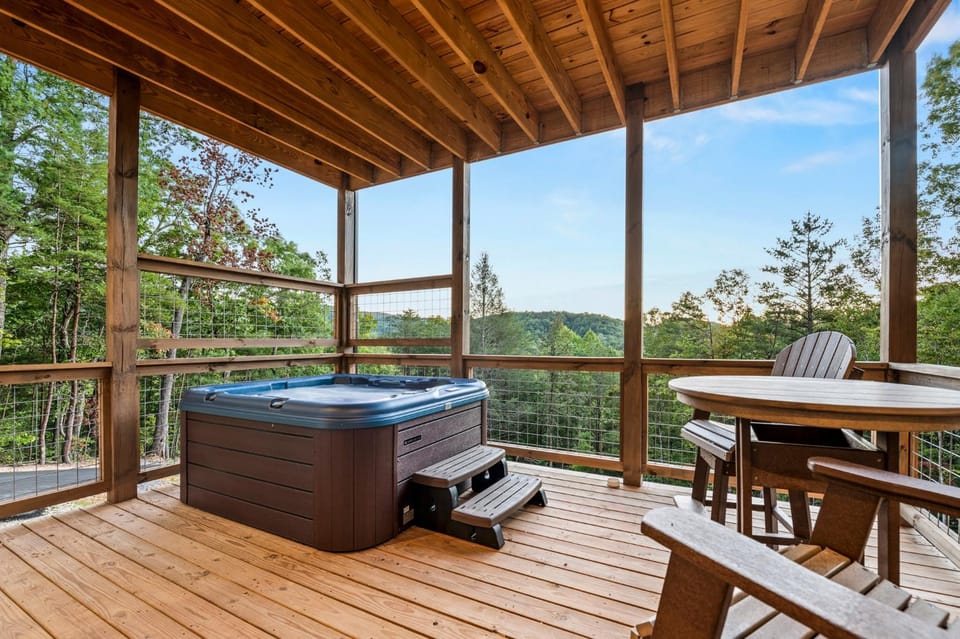 Patio, Day, Hot Tub, Hot Tub, View (from property/room), Balcony/Terrace