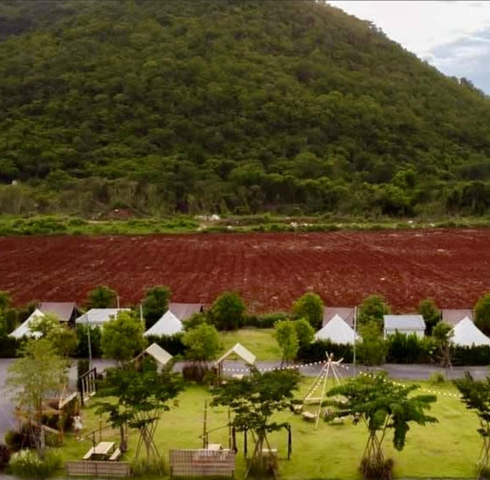 Day, Natural landscape, View (from property/room), Mountain view, Inner courtyard view