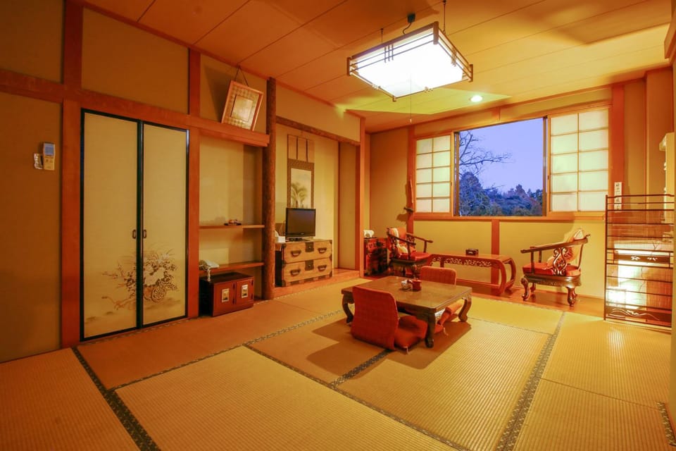 Oshironoyado Hanaguruma Hotel in Japan