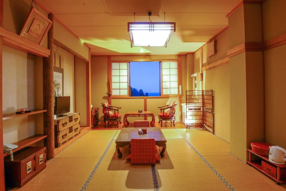 Oshironoyado Hanaguruma Hotel in Japan