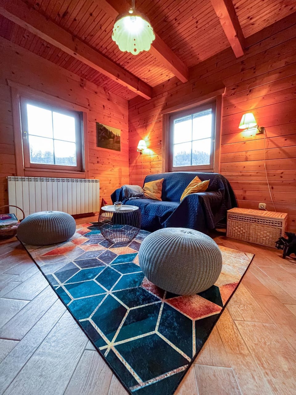 Living room, Decorative detail, Seating area, heating