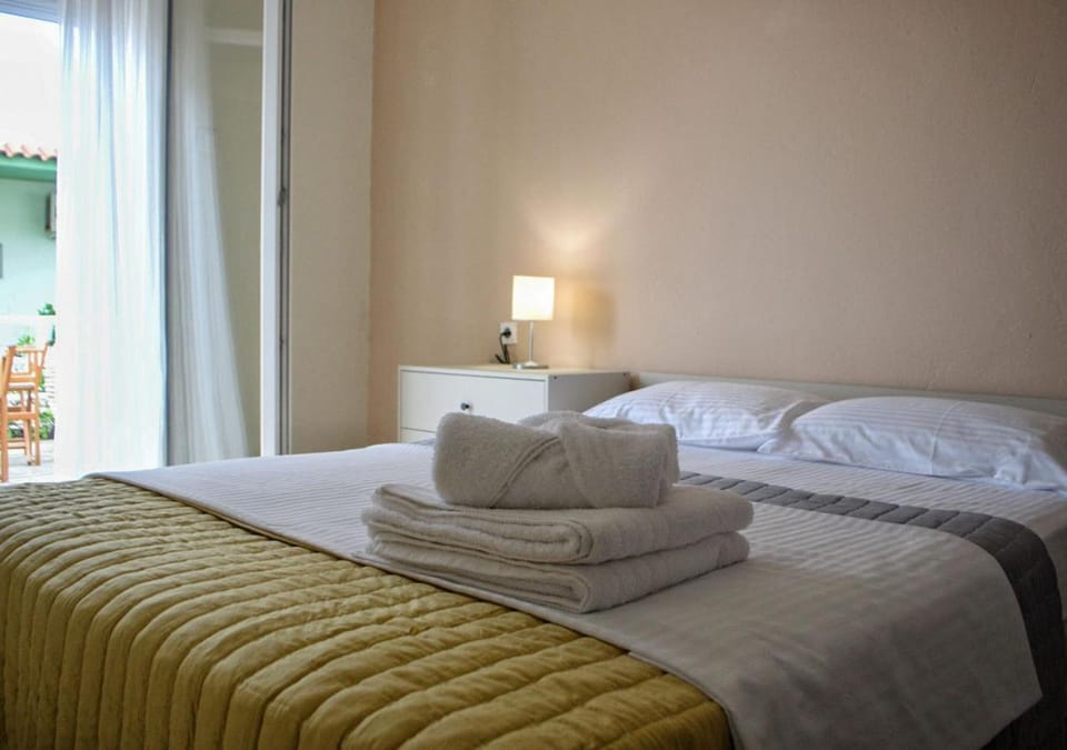 Bed, View (from property/room), Bedroom